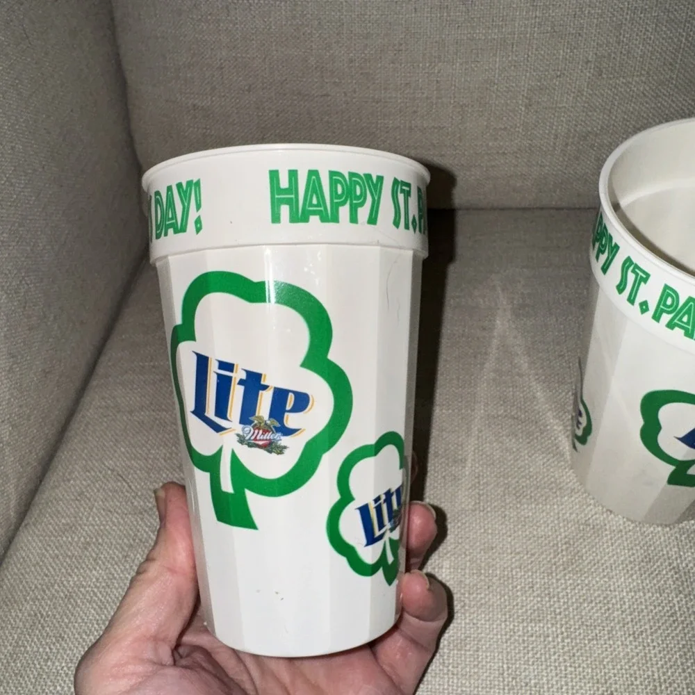 Set Of 2 Vintage Miller Lite Happy‎ St Patrick's Day Plastic Cups